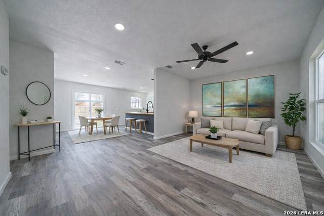 7022 Brownleaf - Photo 1