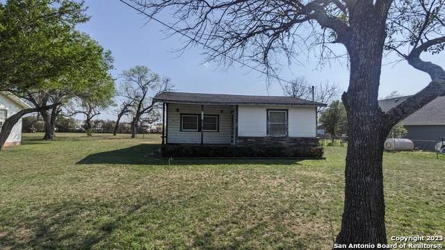 4918 Alma - Photo 1