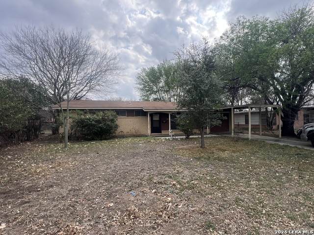 1410 Montview - Photo 1