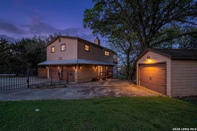 1512 Skyline - Photo 1