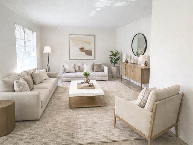 6611 Southpoint - Photo 1
