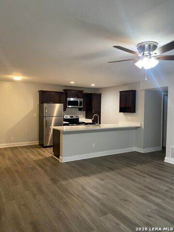 211 Routt - Photo 1