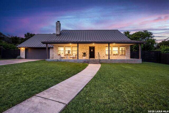 1300 Warbler Dr - Photo 1