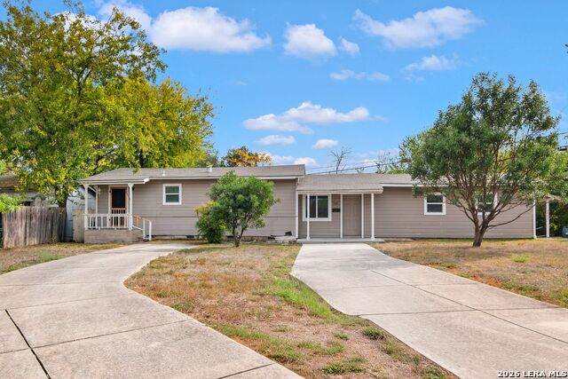 166 El Monte - Photo 1