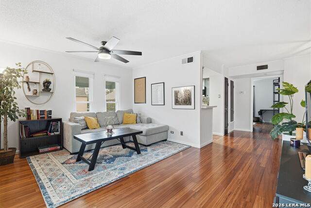 2300 Nacogdoches - Photo 1