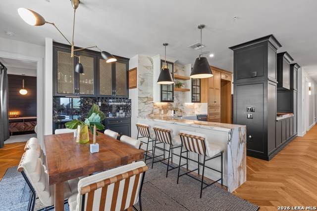 230 Dwyer - Photo 1