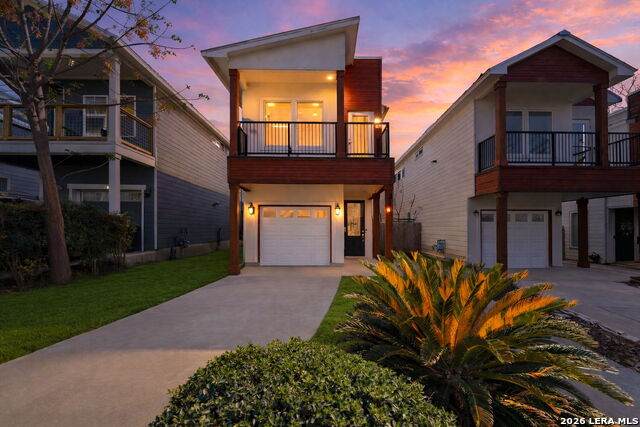 344 Claremont - Photo 1
