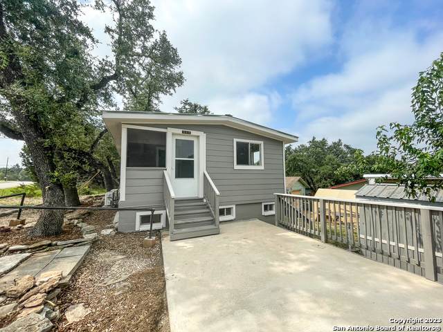668 Creekside - Photo 1