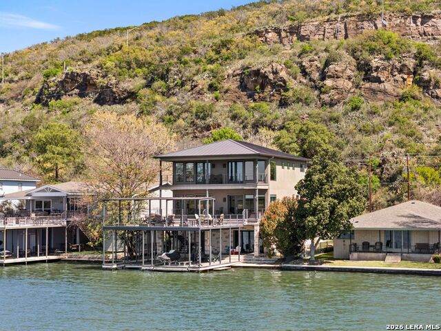 926 Scenic - Photo 1