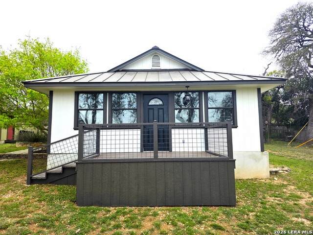 219 Indian Creek Rd - Photo 1