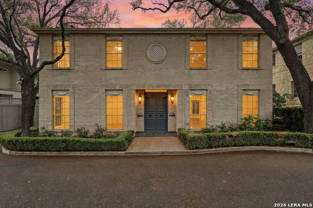 484 Olmos - Photo 1