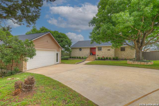 605 High Oaks - Photo 1