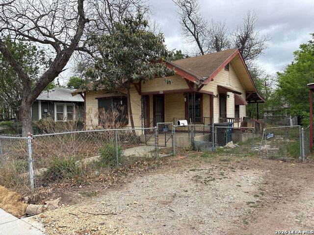 351 Barrett - Photo 1