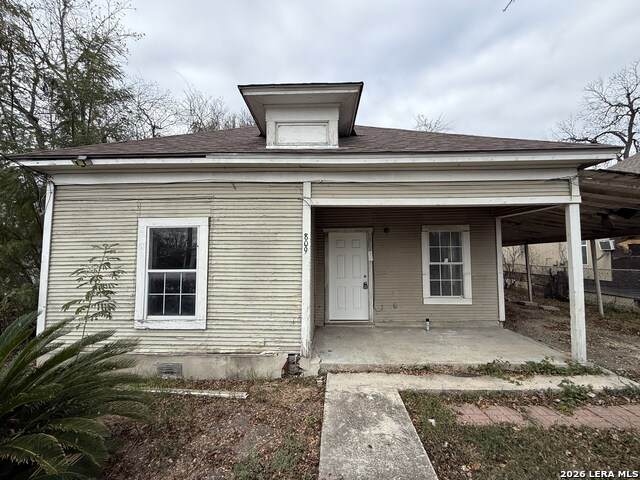 809 Leal - Photo 1