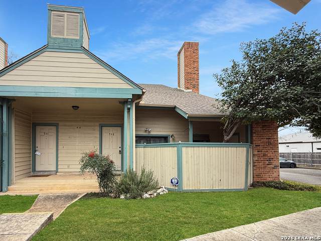 4839 Brandeis - Photo 1