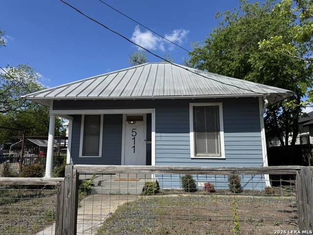 511 N Monumental - Photo 1