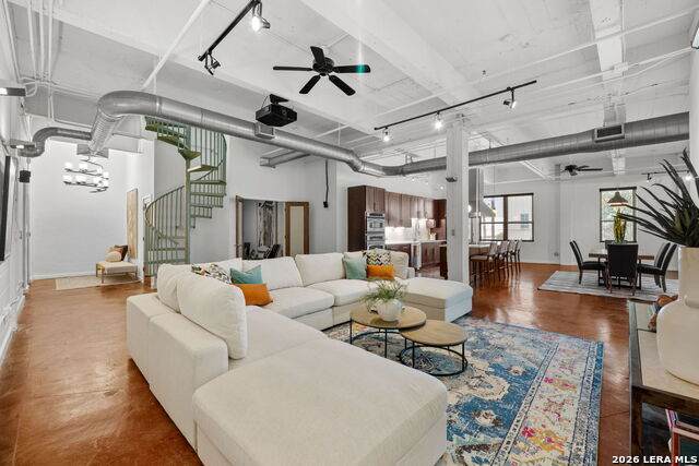 1339 Flores St - Photo 1