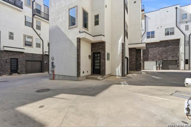 1817 St Marys St - Photo 1