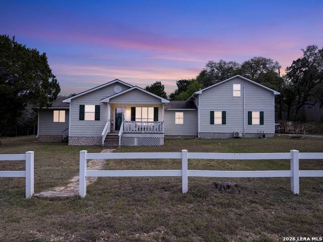 462 Flatrock - Photo 1