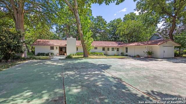 2323 Terminal Loop - Photo 1