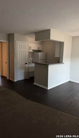 158 De Chantle Road - Photo 1