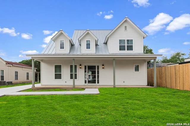 158 Academy Ave - Photo 1