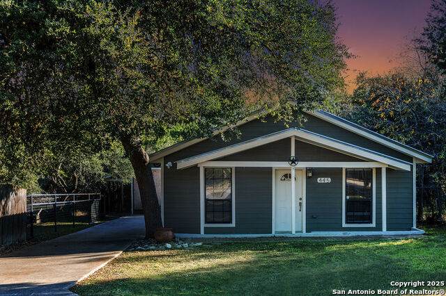445 Scenic Hills Dr - Photo 1