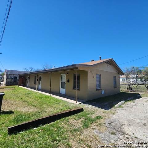 610 Ruiz - Photo 1