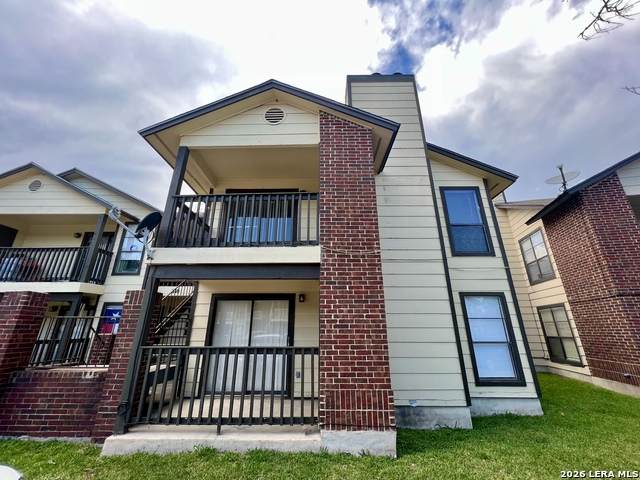 810 Station St - Photo 1