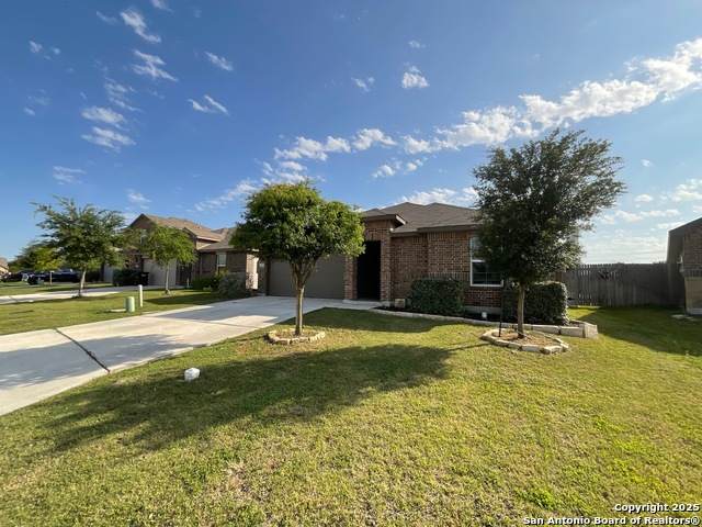 2118 Silver Maple - Photo 1
