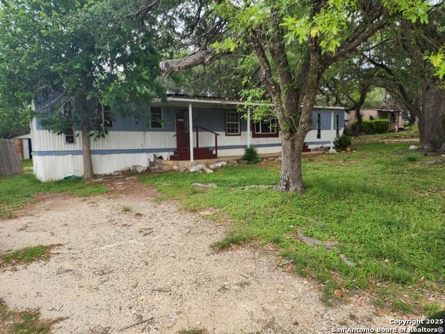 520 Royal Oak Dr - Photo 1