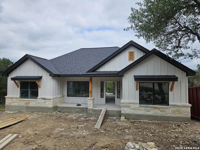 664 Luehlfing Dr - Photo 1