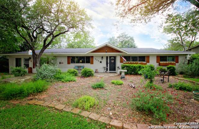 113 Adobe Dr - Photo 1