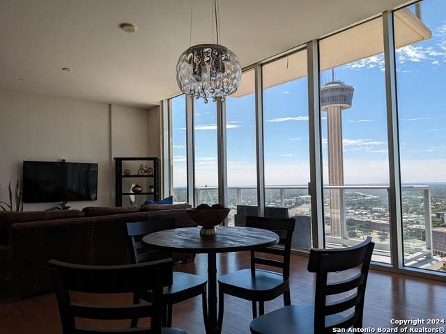 610 Market St - Photo 1