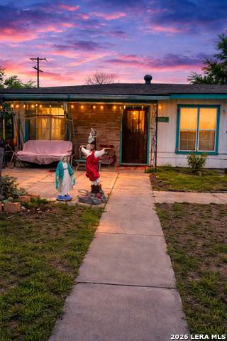 503 Lanark - Photo 1