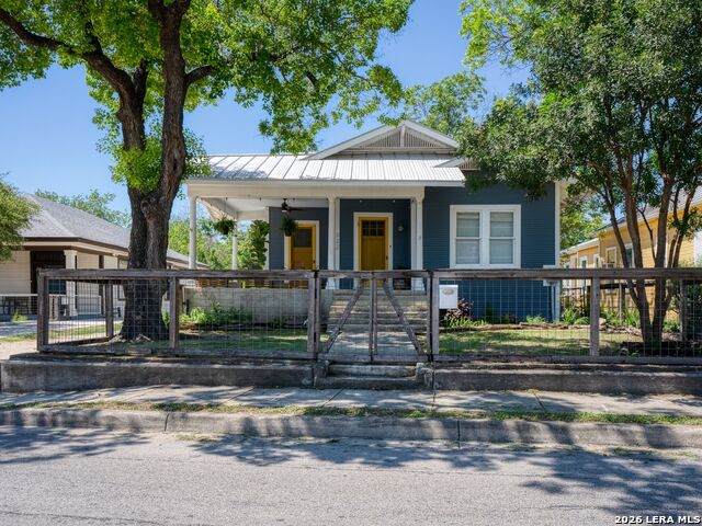 322 Florida Street - Photo 1