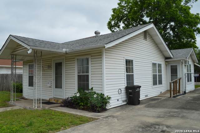 425 Robert E Lee - Photo 1