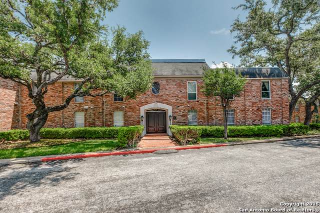 7500 Callaghan - Photo 1