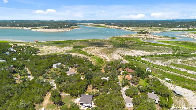 190 Private Road 275 - Photo 1