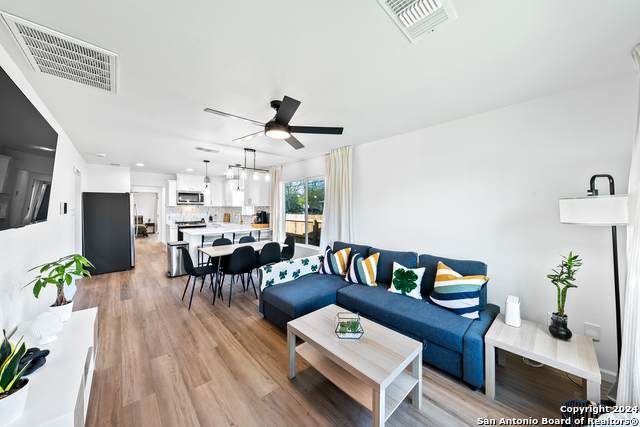 1102 Burleson - Photo 1
