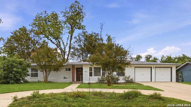 506 Oakleaf Dr - Photo 1