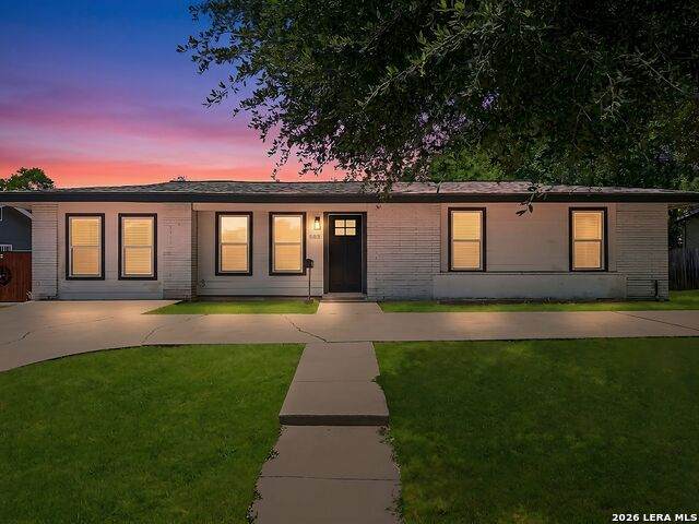 503 Pickwell Dr - Photo 1