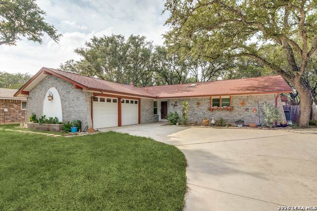 5819 Dean Martin St - Photo 1