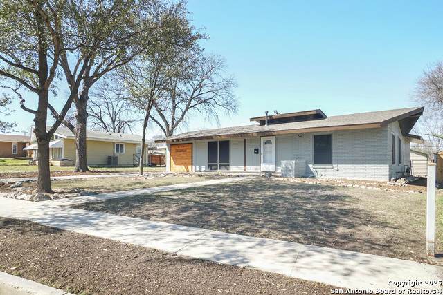 119 Sullivan Dr - Photo 1