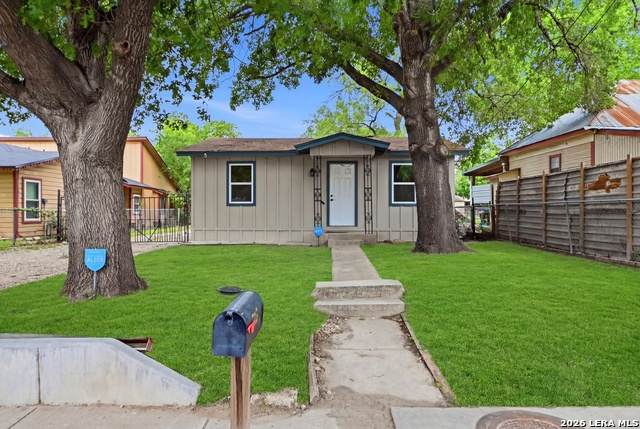 715 Vestal Pl - Photo 1