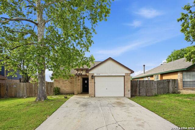 11426 Long Trl - Photo 1