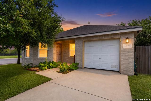 10702 Shaencrossing - Photo 1