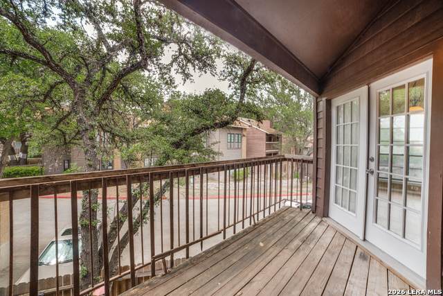 8633 Datapoint Dr - Photo 1
