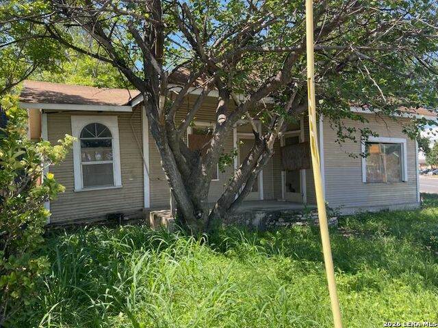 718 Baylor - Photo 1