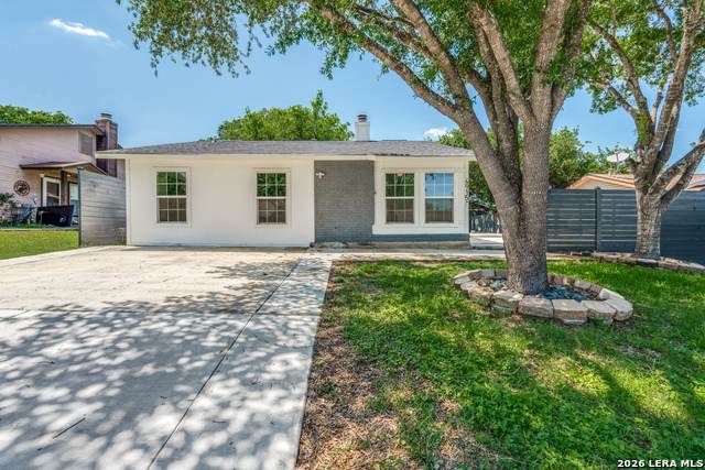 4915 Nuthatch St - Photo 1